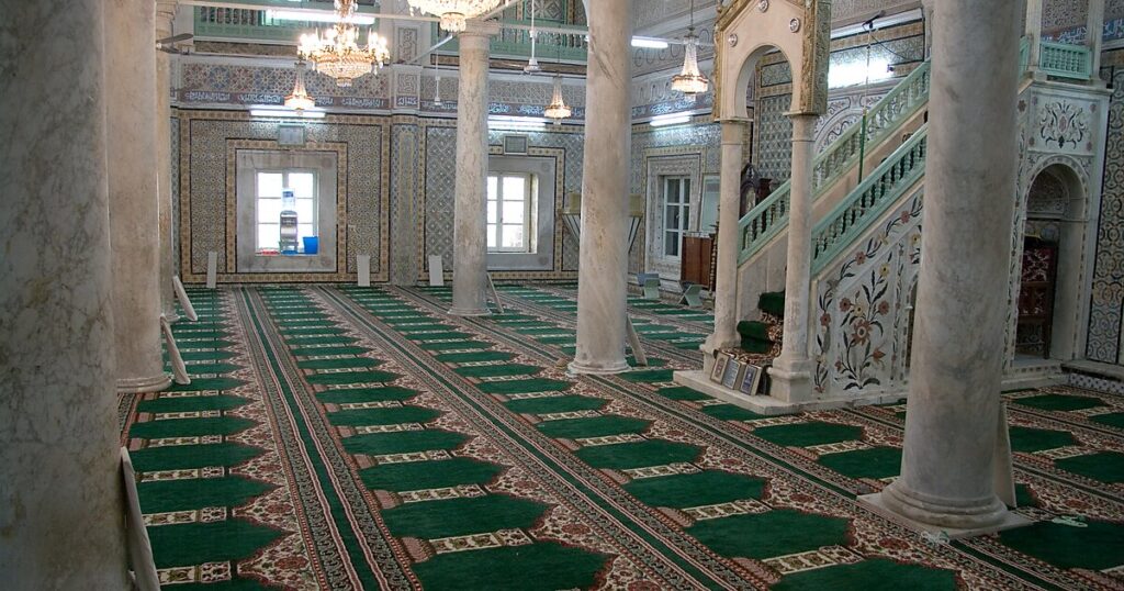 Mosque Carpets in Dubai
