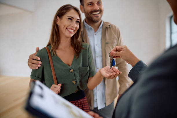 real estate advisor