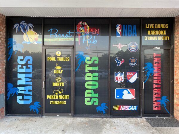 Beautiful-Parrot-Pub-window-graphics-made-by-vital-sign-solutions (2)