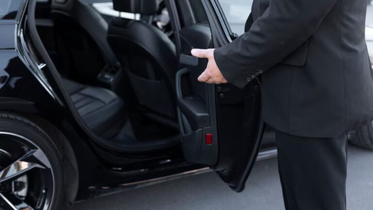 Taxi to Manchester Airport