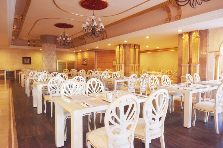new-clean-luxury-restaurant-european-style-amara-dolce-vita-luxury-hotel-resort-tekirova-kemer-turkey_146671-18743