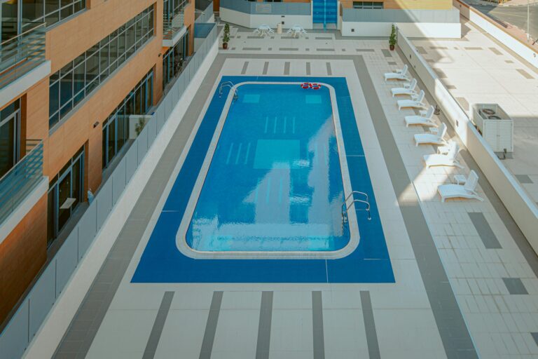 Pool Builder in Knoxville