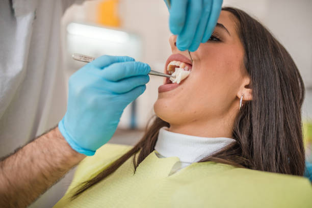 Common Signs You Need to Visit an Emergency Dentist