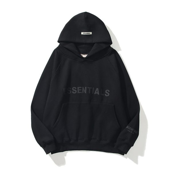Essentials Fear of God: A Global Phenomenon in Modern Fashion