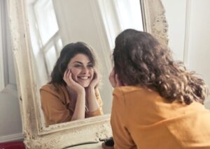 How to Treat Acne Naturally: Home Remedies That Work