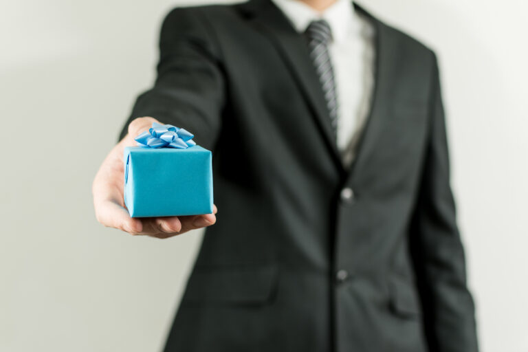 corporate gifts suppliers dubai
