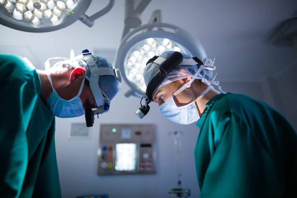 surgeons_resized_150kb
