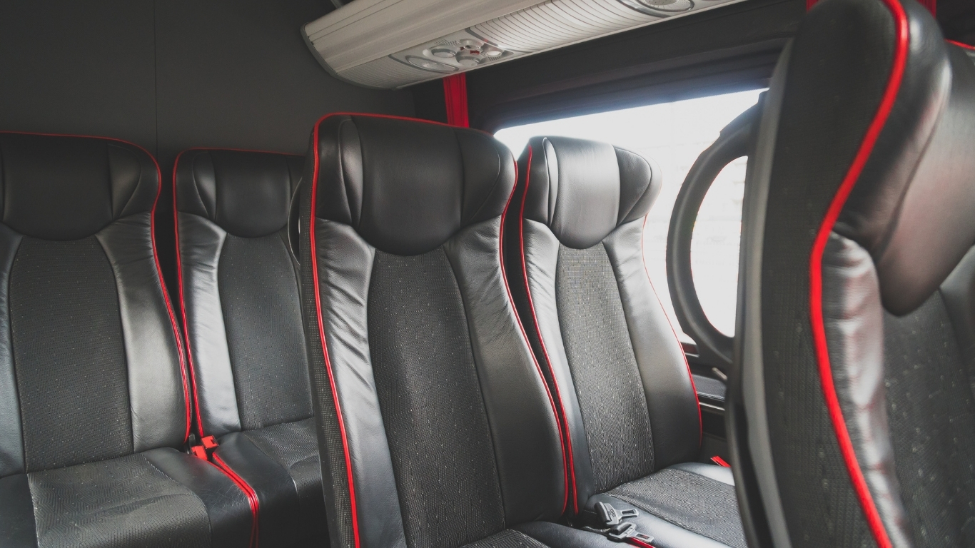 16 Seater Minibus London