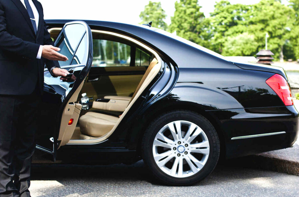 Taxi Transfers from UK Airports to Cities: What You Need to Know