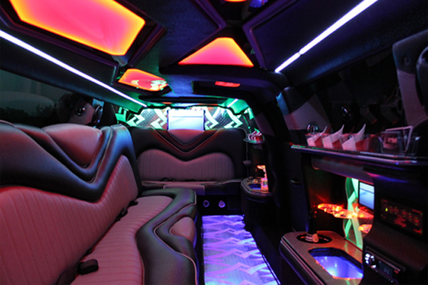 Limousine Service Middlesex to LGA Airport