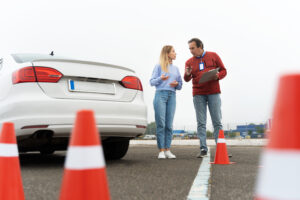 How Do Reliable Instructors in Thornhill Improve Your Chances of Clearing the Driving Test?
