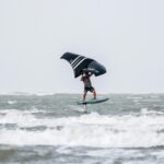 e foil surfboard