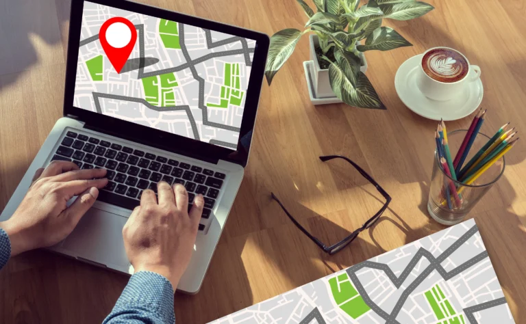 How Do Local Market Insights Influence Business Location Choices?