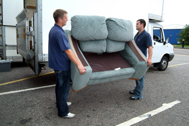 Furniture Removal services for Bulky Items and Old Furnishings