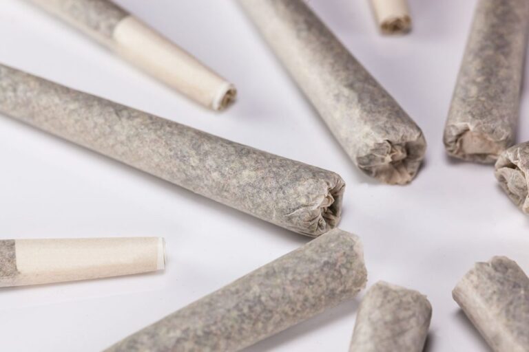 Top Premium Pre-Rolls and Ready-To-Smoke Joints