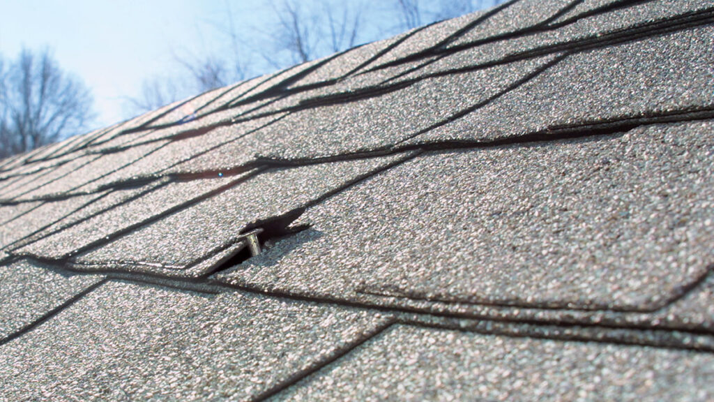 What Common Errors Should Homeowners Avoid During Roof Projects?