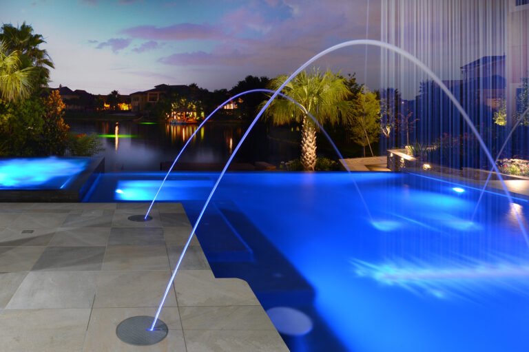 What Sets Professional Swimming Pool Contractors Apart