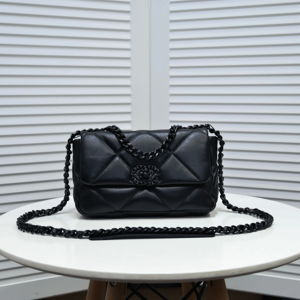 Buy High-Quality Replica Bags Online – Style Meets Affordability