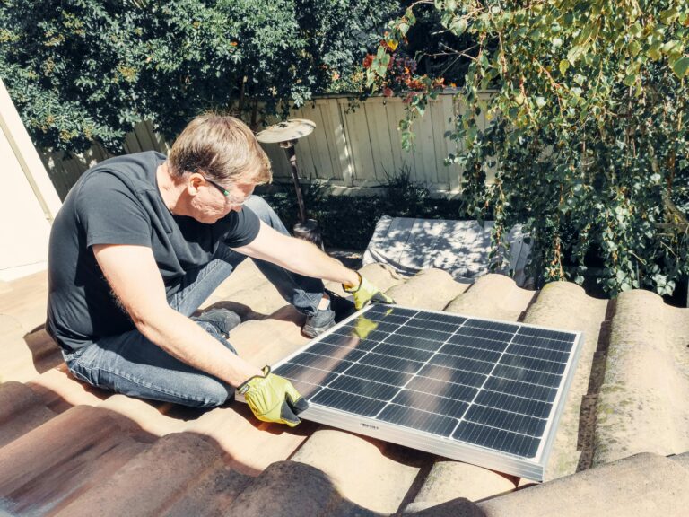 Professional Solar Panel Repair Services