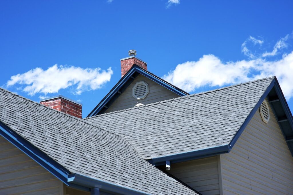 What Factors Affect the Lifespan of Residential Roofs?
