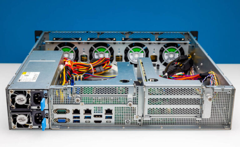 ASRock-Rack-2U1G-B650-Rear-1068x656