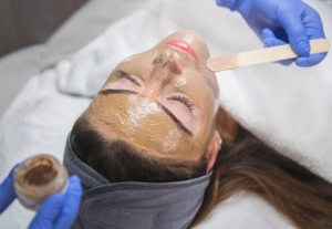 تكلفة جلسات التقشير الكيميائي