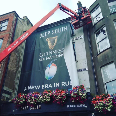 sign installation​