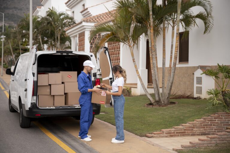 professional moving companies in Dubai packing household items safely