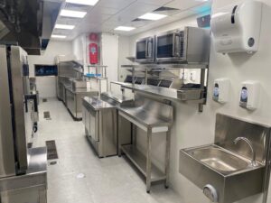 HOT KITCHEN-4