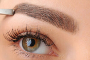 Hair Transplant in Dubai for Young Adults: Is It Safe?
