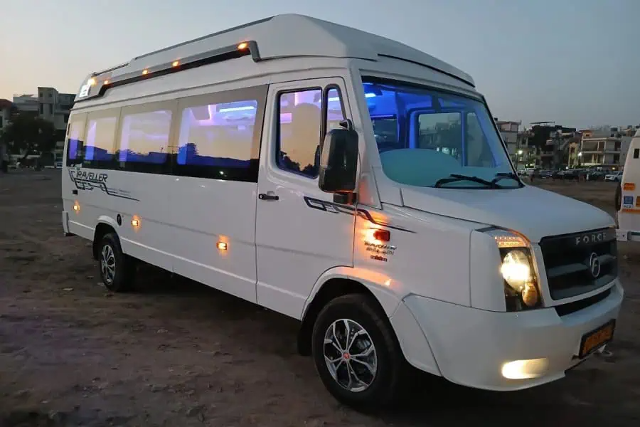 tempo traveller on rent price