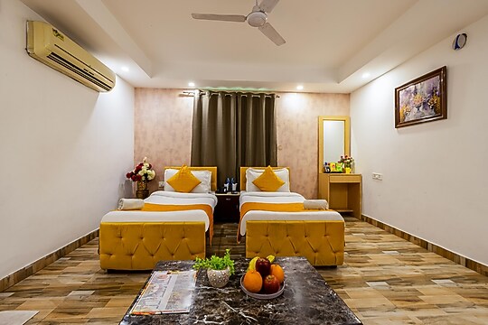 Best Hotel in Rajouri Garden Delhi