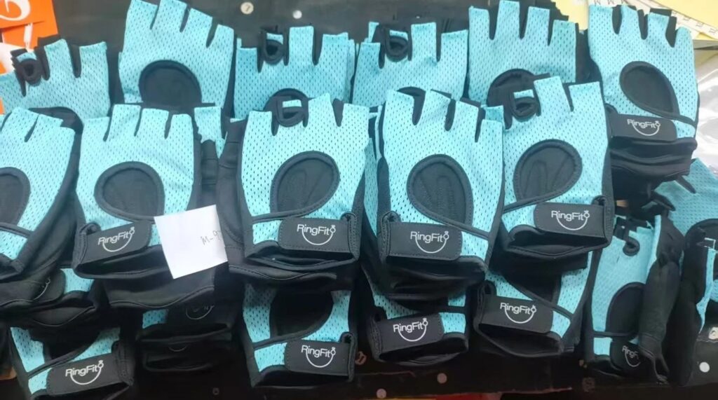 Fitness Gloves That Combine Comfort, Style, and Everyday Performance