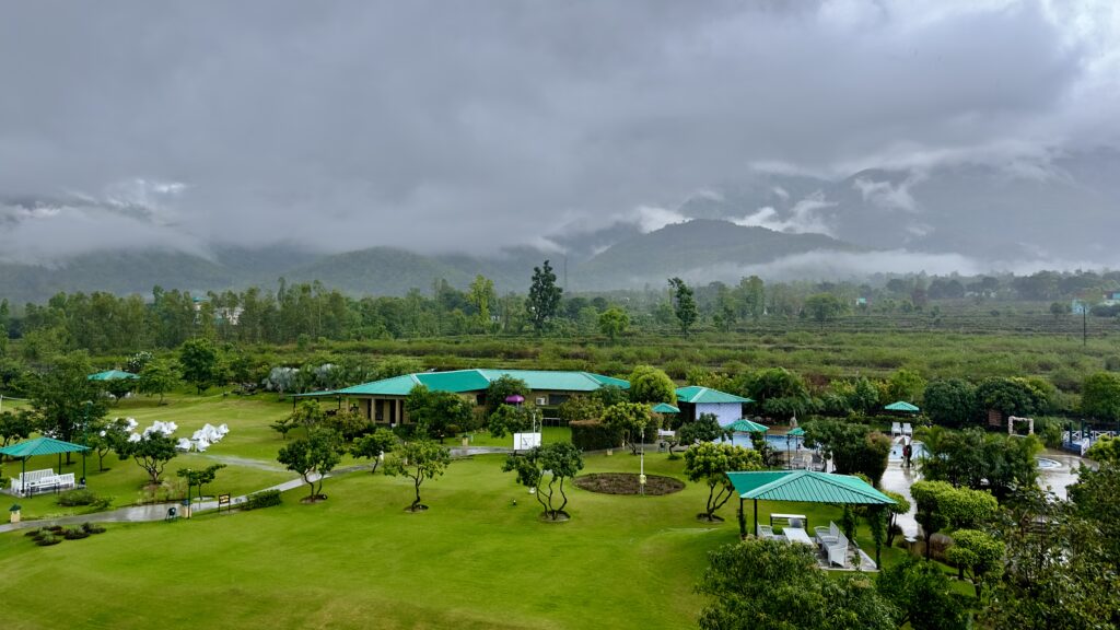 jim corbett resorts