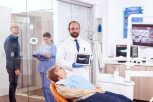 prosthodontist dentist