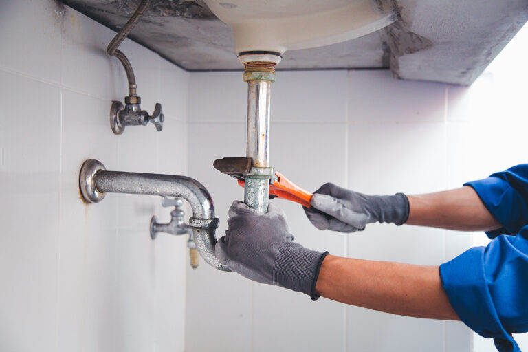 Pipe Repair in Fort White